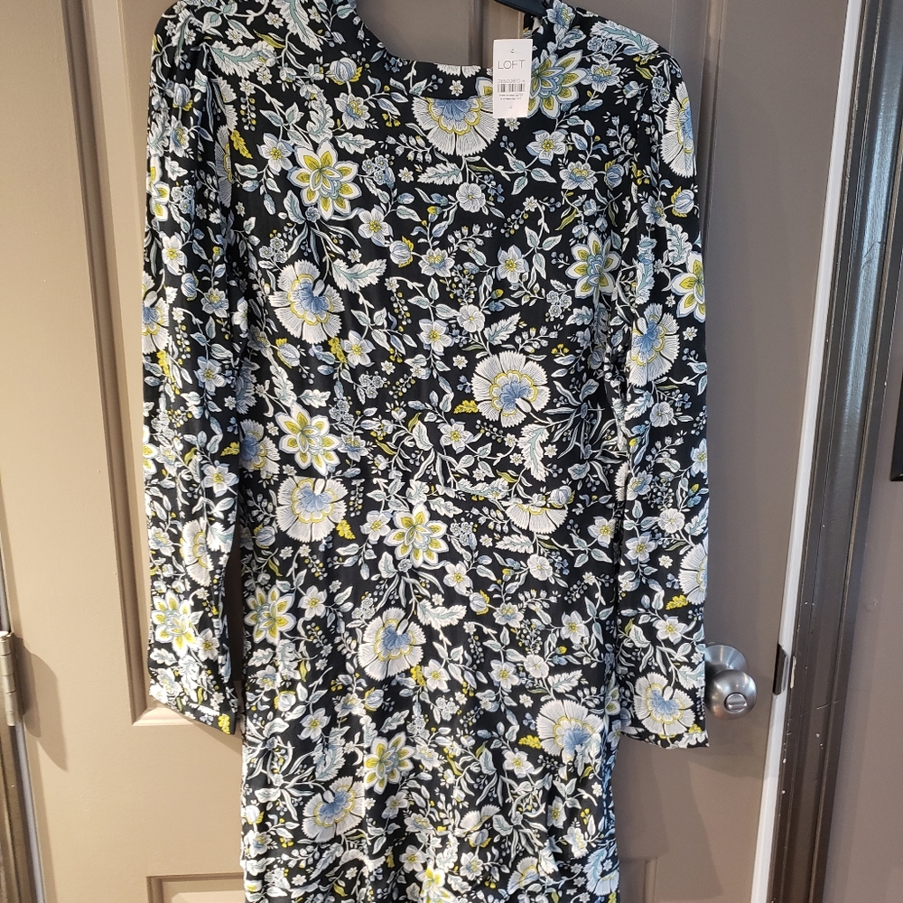 NWT Loft Dress Size 4